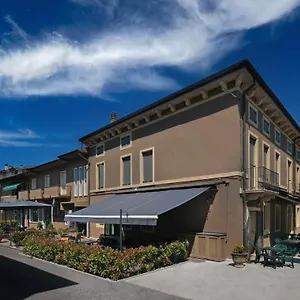 Hotel Gelmini **
