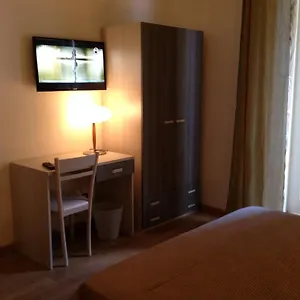3* Nocleg ze śniadaniem Papali